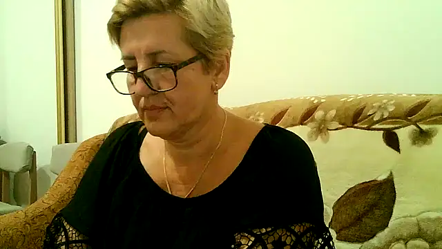 Dana4921 online show from September 2025 05:56:01 PM