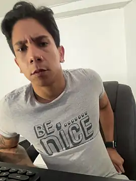 Snapshot of j_deex chatting on October 2025 02:38:01 PM j deex online show from October 2025 02:38:01 PM