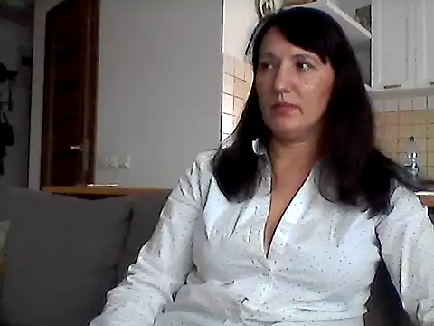 Elena48324 online show from November 2025 11:18:02 AM