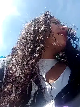 Snapshot of Yaya_watson chatting on September 2025 07:06:02 PM Yaya watson online show from September 2025 07:06:02 PM