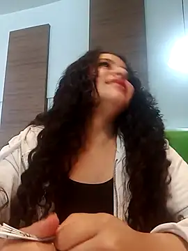 Snapshot of Yaya_watson chatting on October 2025 08:17:02 PM Yaya watson online show from October 2025 08:17:02 PM