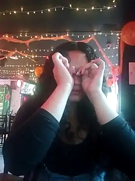 Snapshot of Yaya_watson chatting on October 2025 09:37:01 PM Yaya watson online show from October 2025 09:37:01 PM