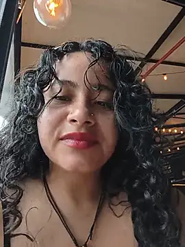 Snapshot of Yaya_watson chatting on July 2026 07:20:02 PM Yaya watson online show from July 2026 07:20:02 PM