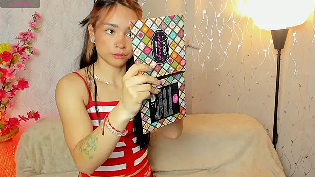 Dafne Mel online show from April 2026 08:42:02 PM