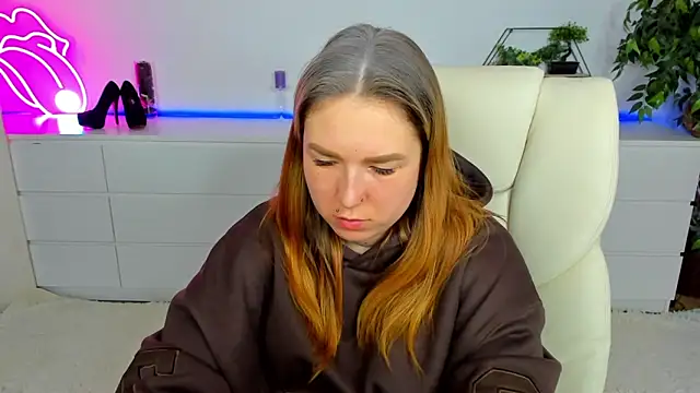 Snapshot of Sofii_darling chatting on February 2026 05:46:02 PM Sofii darling online show from February 2026 05:46:02 PM