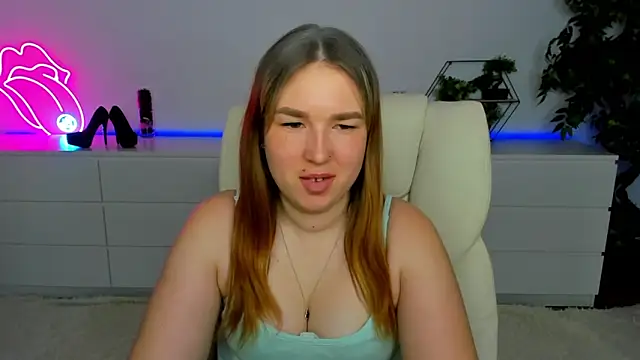 Snapshot of Sofii_darling chatting on March 2026 05:31:02 PM Sofii darling online show from March 2026 05:31:02 PM