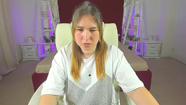 Sofii darling online show from March 2026 05:39:02 PM