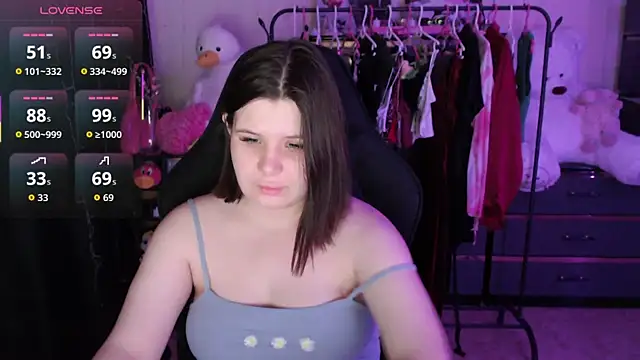 AmyVibess online show from April 2026 08:10:02 PM