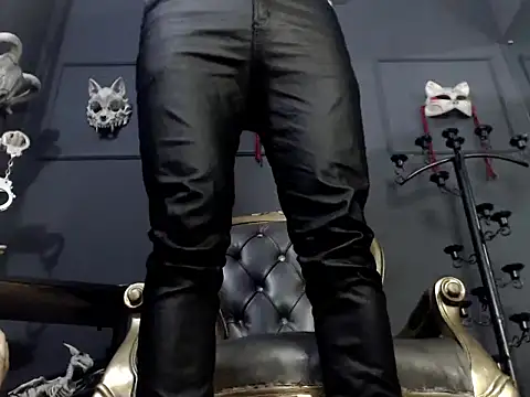 zain kreigger online show from November 2025 01:14:02 AM