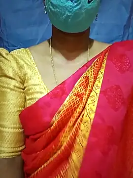 Snapshot of Tamil_Mohini chatting on February 2026 04:11:01 AM Tamil Mohini online show from February 2026 04:11:01 AM