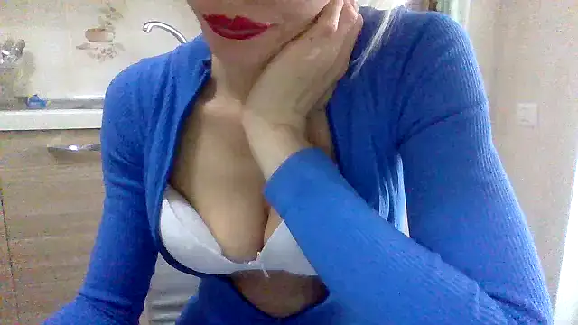 Snapshot of Kelly80 chatting on May 2026 02:45:01 PM Kelly80 online show from May 2026 02:45:01 PM