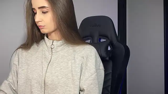 s meow online show from October 2025 09:57:01 PM