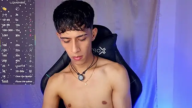 Snapshot of Danny_cute_05 chatting on May 2026 11:10:01 PM Danny cute 05 online show from May 2026 11:10:01 PM