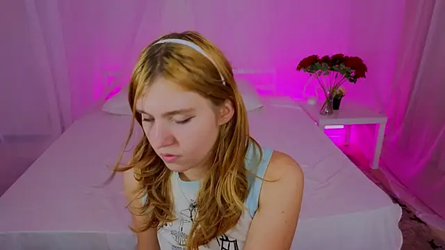 Iris Rain online show from November 2025 10:14:02 AM