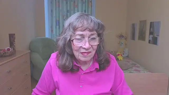 Betty Brick online show from May 2026 03:41:02 PM