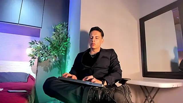 Dustin Sonne online show from June 2026 03:31:01 AM