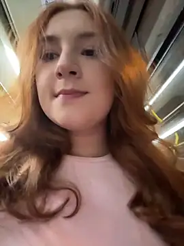 Snapshot of katexxxx chatting on December 2025 07:32:01 PM katexxxx online show from December 2025 07:32:01 PM