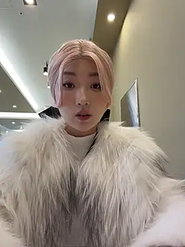 Snapshot of winter11 chatting on January 2026 12:25:01 AM winter11 online show from January 2026 12:25:01 AM