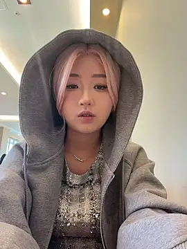 Snapshot of winter11 chatting on February 2026 04:27:01 AM winter11 online show from February 2026 04:27:01 AM