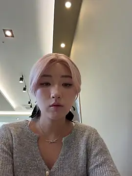 Snapshot of winter11 chatting on February 2026 11:52:02 PM winter11 online show from February 2026 11:52:02 PM