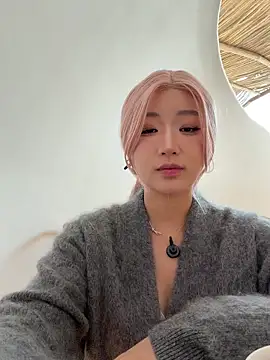 Snapshot of winter11 chatting on February 2026 01:46:01 AM winter11 online show from February 2026 01:46:01 AM