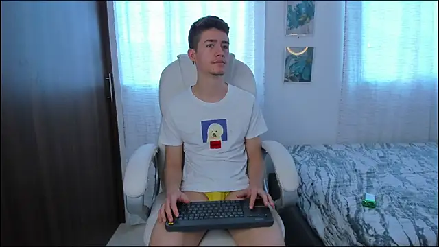 ThiagooJames online show from September 2025 09:52:02 PM