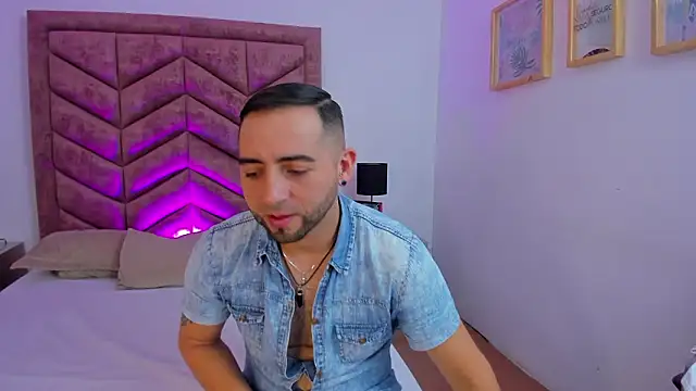 Lushian  online show from February 2026 03:05:02 PM