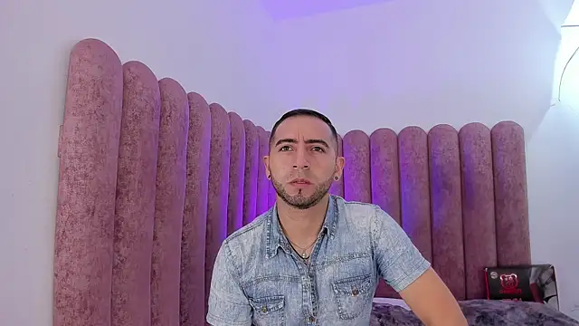 Lushian  online show from April 2026 03:56:01 PM