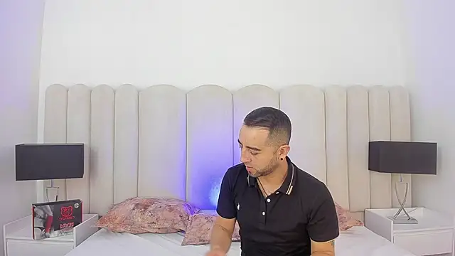 Snapshot of Lushian_ chatting on May 2026 04:12:01 PM Lushian online show from May 2026 04:12:01 PM