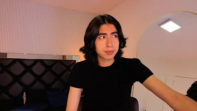 ryo light online show from October 2025 07:48:01 PM