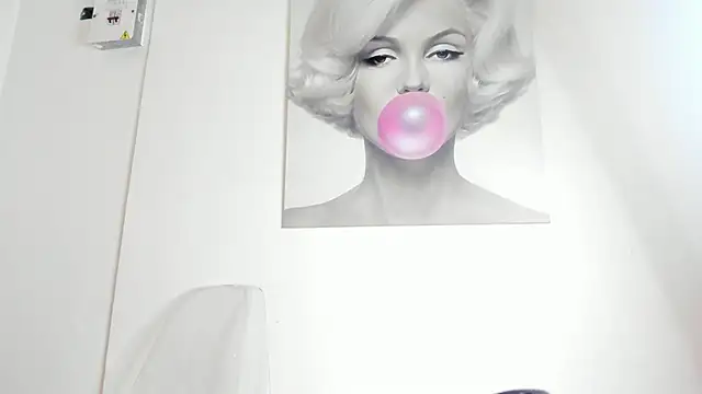 Akiraht online show from November 2025 08:58:02 PM