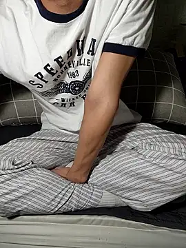 icejuljulju online show from December 2025 02:59:02 PM