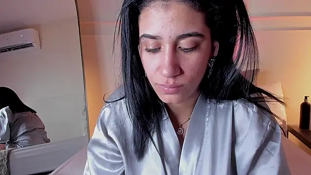 Samantha hotly online show from April 2026 09:59:01 AM