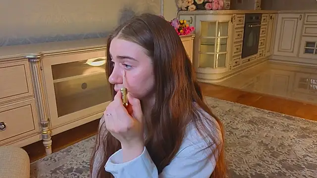 EadlinGillim online show from October 2025 03:07:02 AM