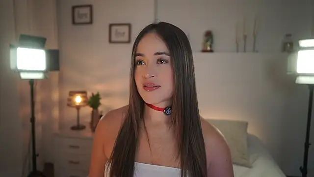 Snapshot of ximena_cortez_03 chatting on April 2026 11:24:02 PM ximena cortez 03 online show from April 2026 11:24:02 PM