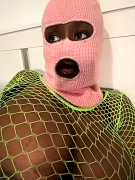 bustyblackebony online show from October 2025 06:52:01 PM