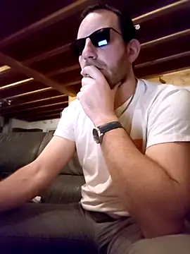 BrunJulienMetis online show from February 2026 08:03:02 PM