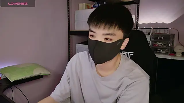 doggyman523 online show from November 2025 04:06:01 PM