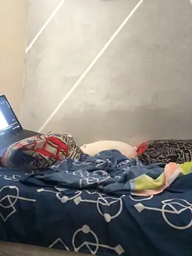 Cesar Augusto online show from November 2025 12:15:01 PM