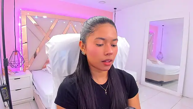 samantaa shy online show from April 2026 03:27:02 AM