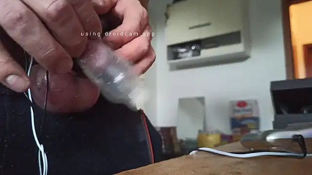 Thompsen1992 online show from October 2025 10:43:02 AM