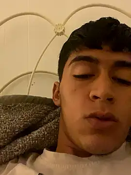 BadboyXXXMZ online show from November 2025 08:23:02 AM