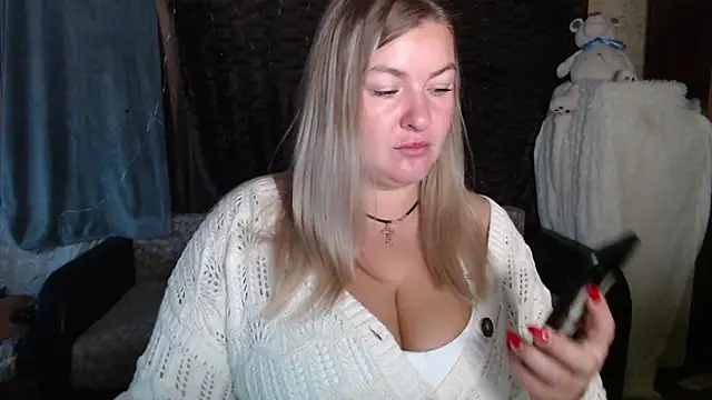 NikaSkylink online show from October 2025 03:50:02 AM