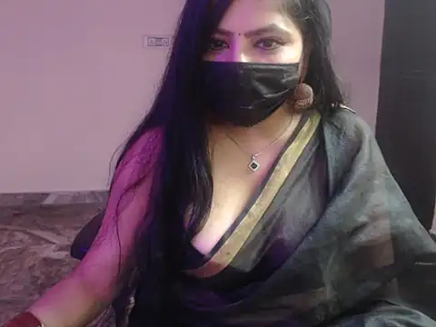 Snapshot of Divvya_ chatting on January 2026 08:23:01 PM Divvya online show from January 2026 08:23:01 PM