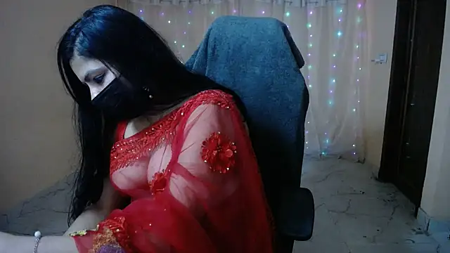 Snapshot of Divvya_ chatting on January 2026 07:39:01 PM Divvya online show from January 2026 07:39:01 PM