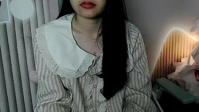 Snapshot of Emachiii chatting on November 2025 02:14:01 AM Emachiii online show from November 2025 02:14:01 AM