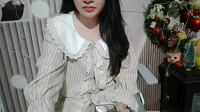 Emachiii online show from January 2026 02:15:01 AM