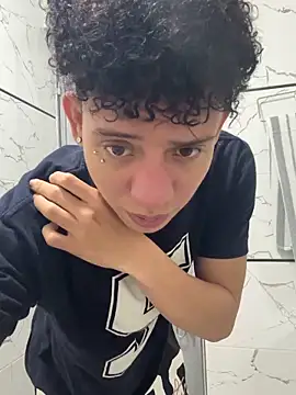 JoseLucian online show from December 2025 10:58:01 PM