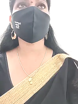 shivani27 online show from October 2025 02:57:01 PM