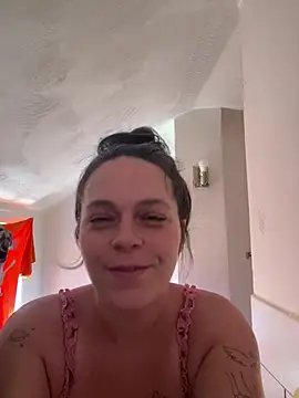 Snapshot of MamaSpicy chatting on July 2026 02:01:02 PM MamaSpicy online show from July 2026 02:01:02 PM